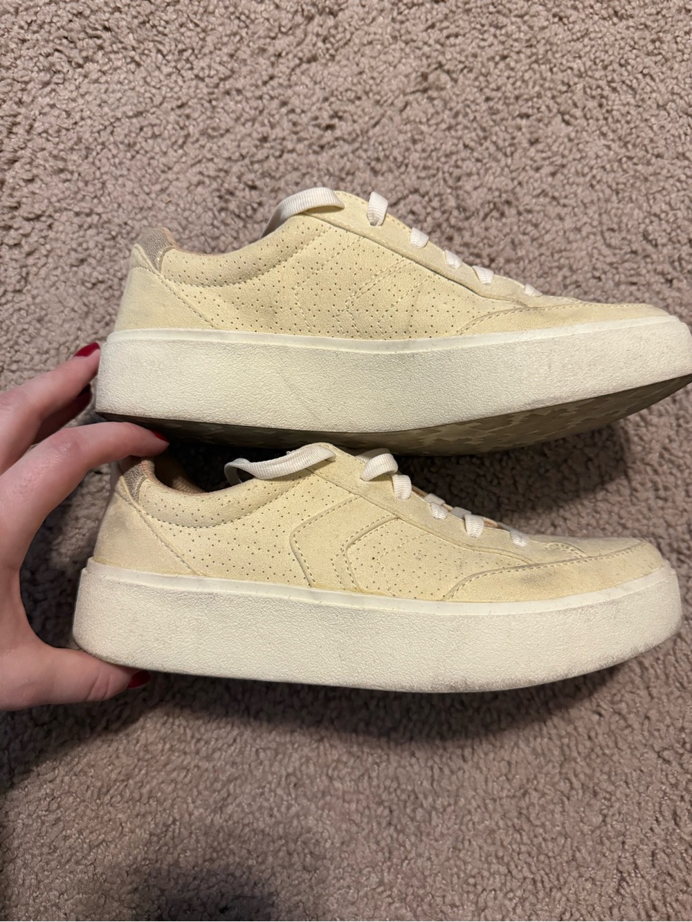 Dr. Scholl’s baby yellow sneakers